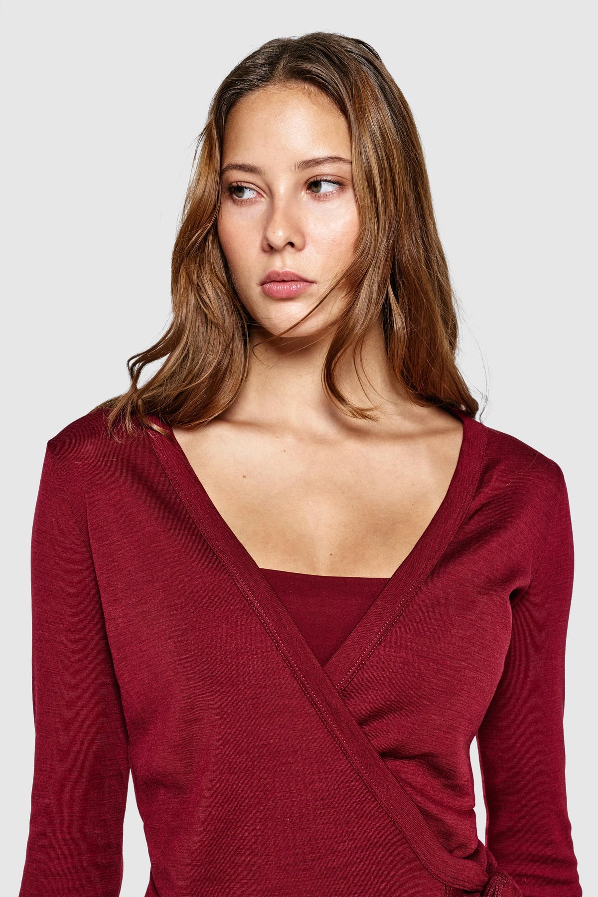 MERINO BALLET WRAP - MERLOT