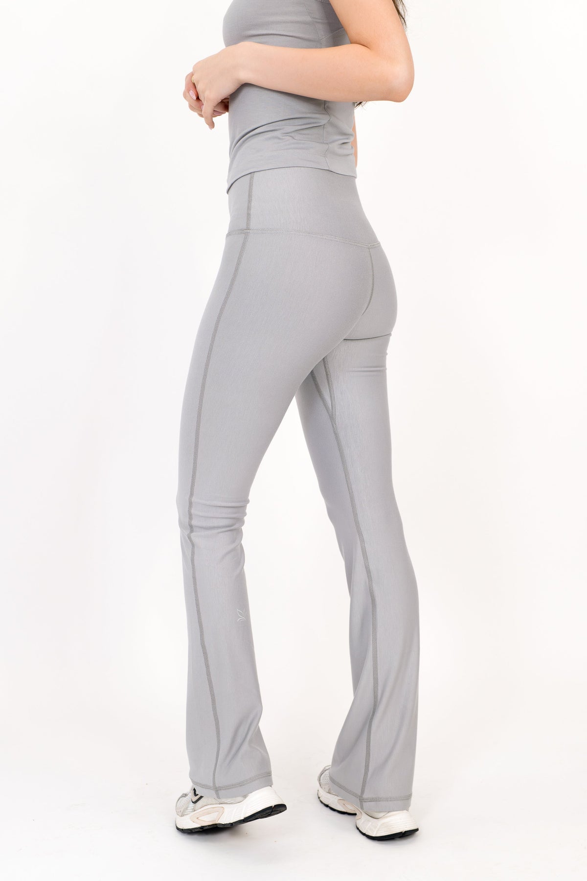 Bamboo Core Flare Legging