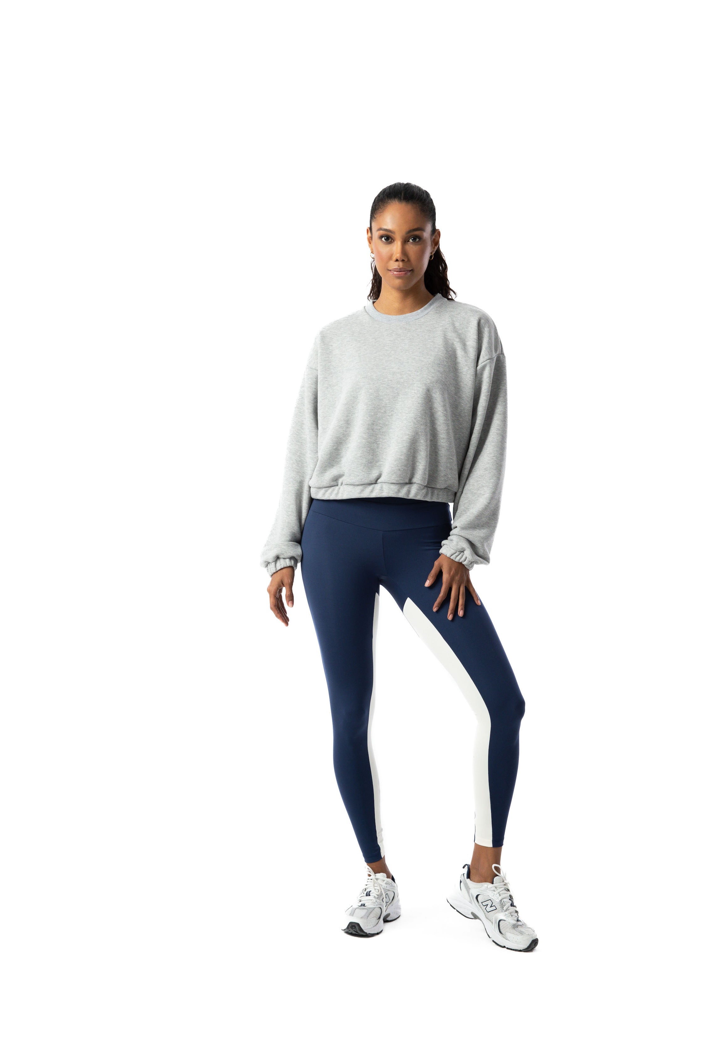CROPPED SWEATSHIRT - FEATHER GREY