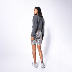 CARGO SHORTS • Leopard