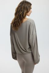 STUDIO LONGSLEEVE TOP - PEBBLE