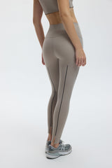 MERROW LEGGING - PEBBLE