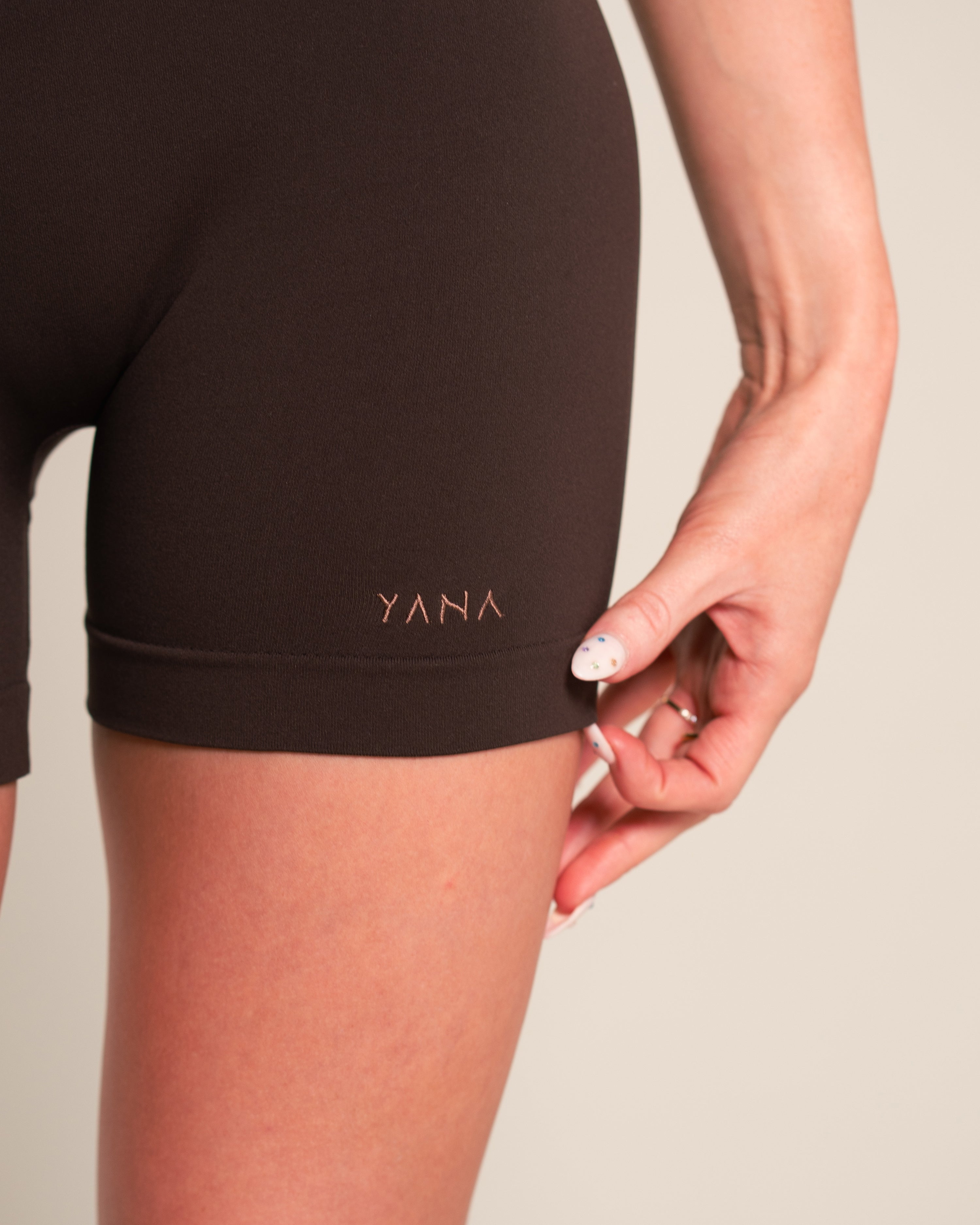 High Waisted Shorts - Tobacco