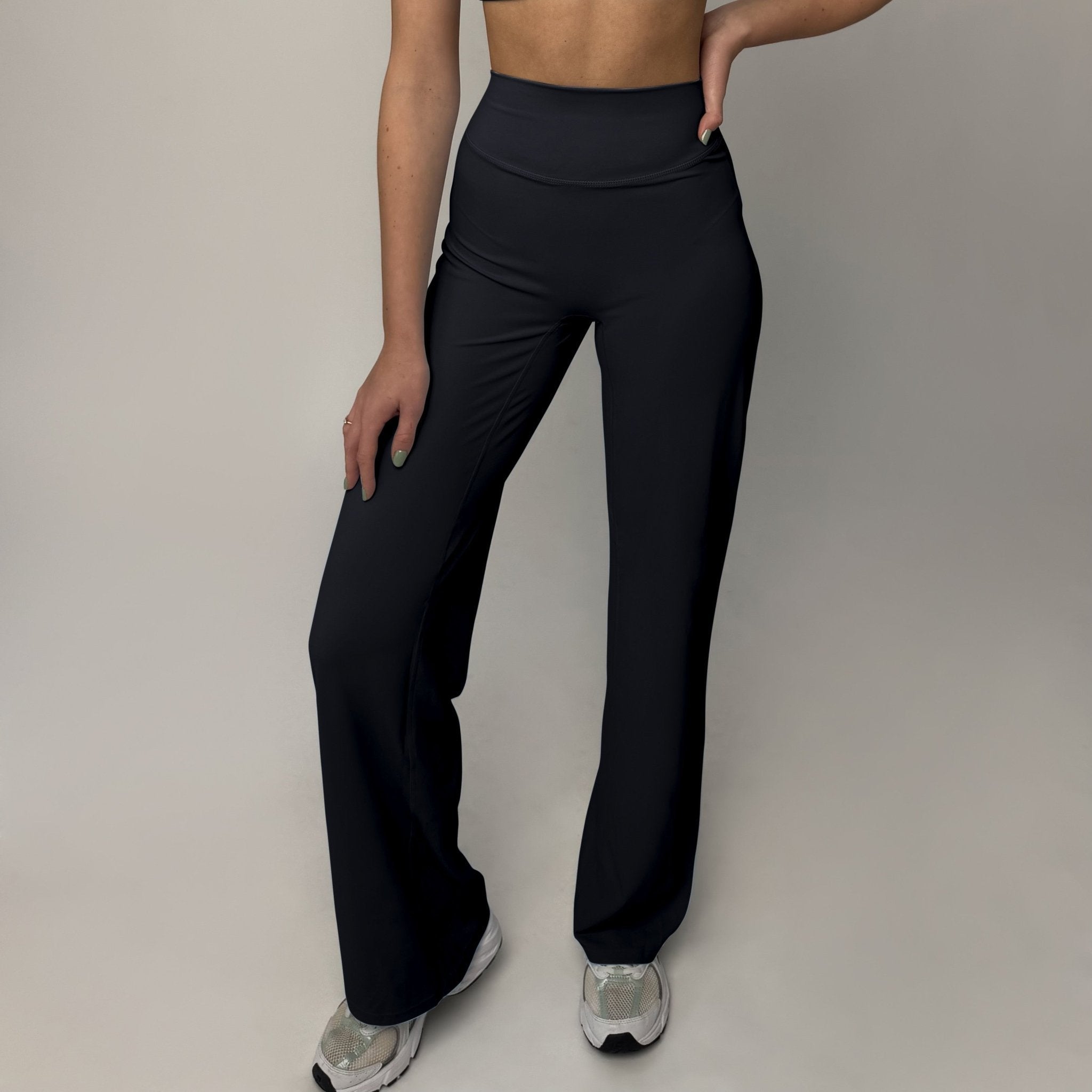 Flat Pants