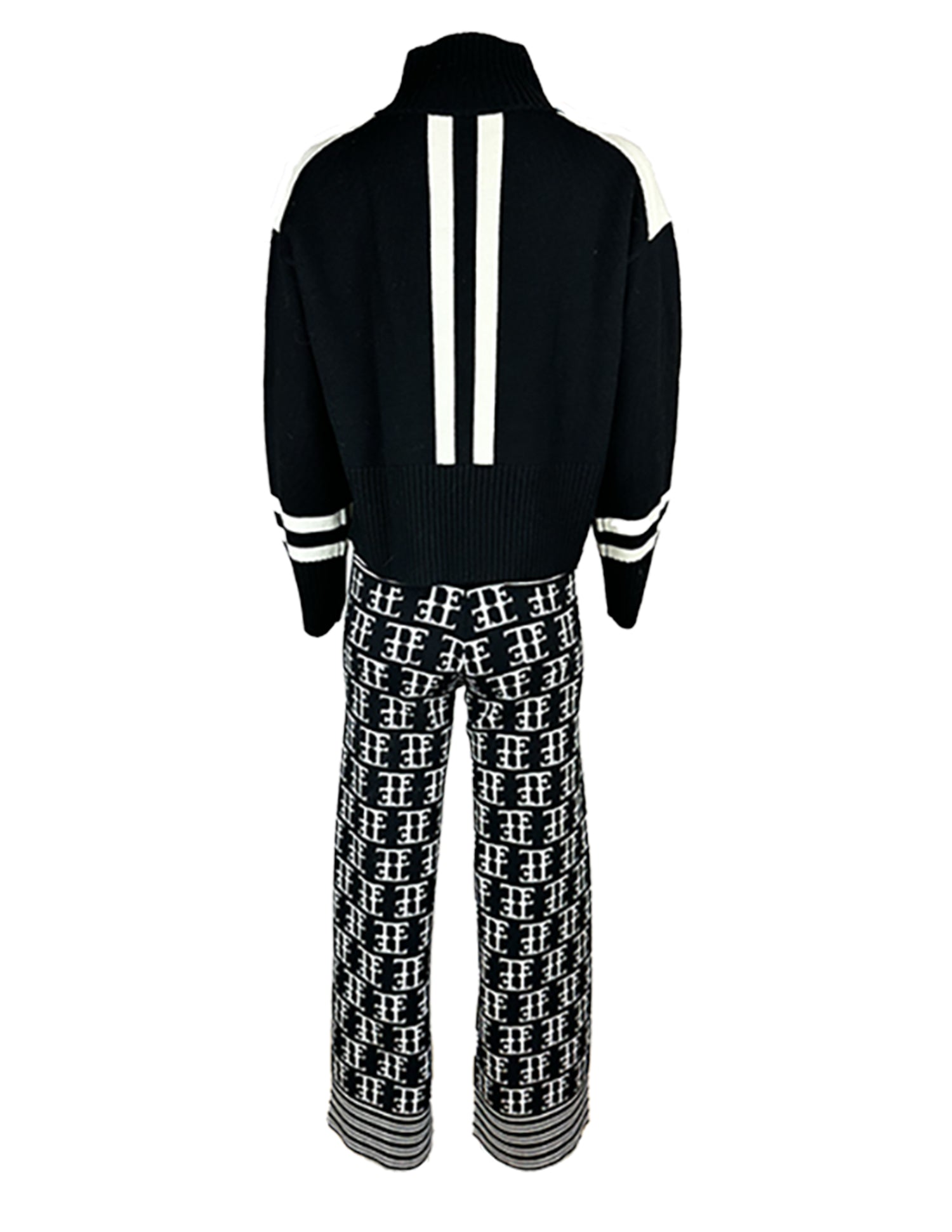 "APRÈS SKI TEAM" Funnel Neck Sweater Color: Black/Snow