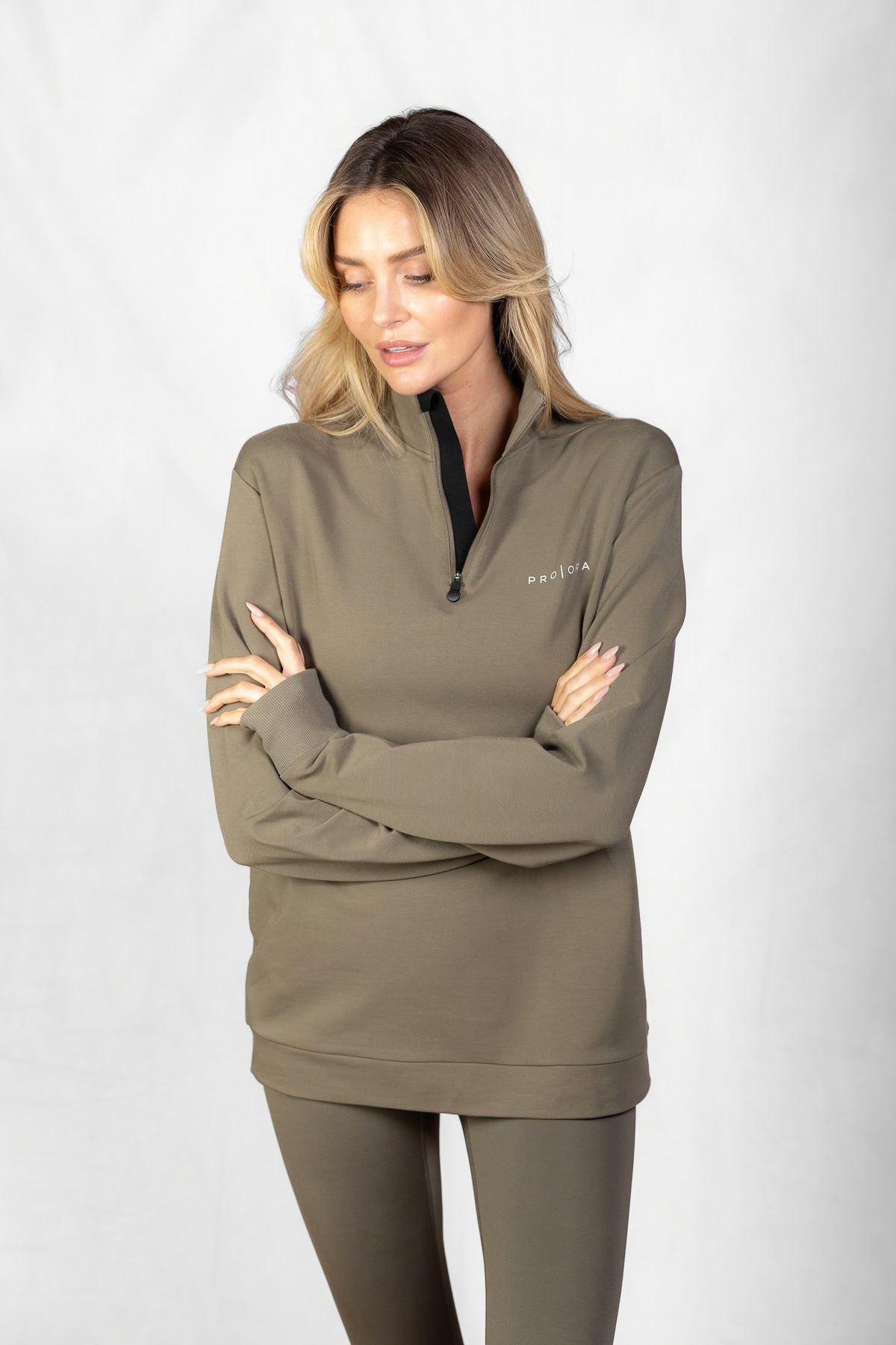 Women's Aura 1/4 Zip Sweatshirt