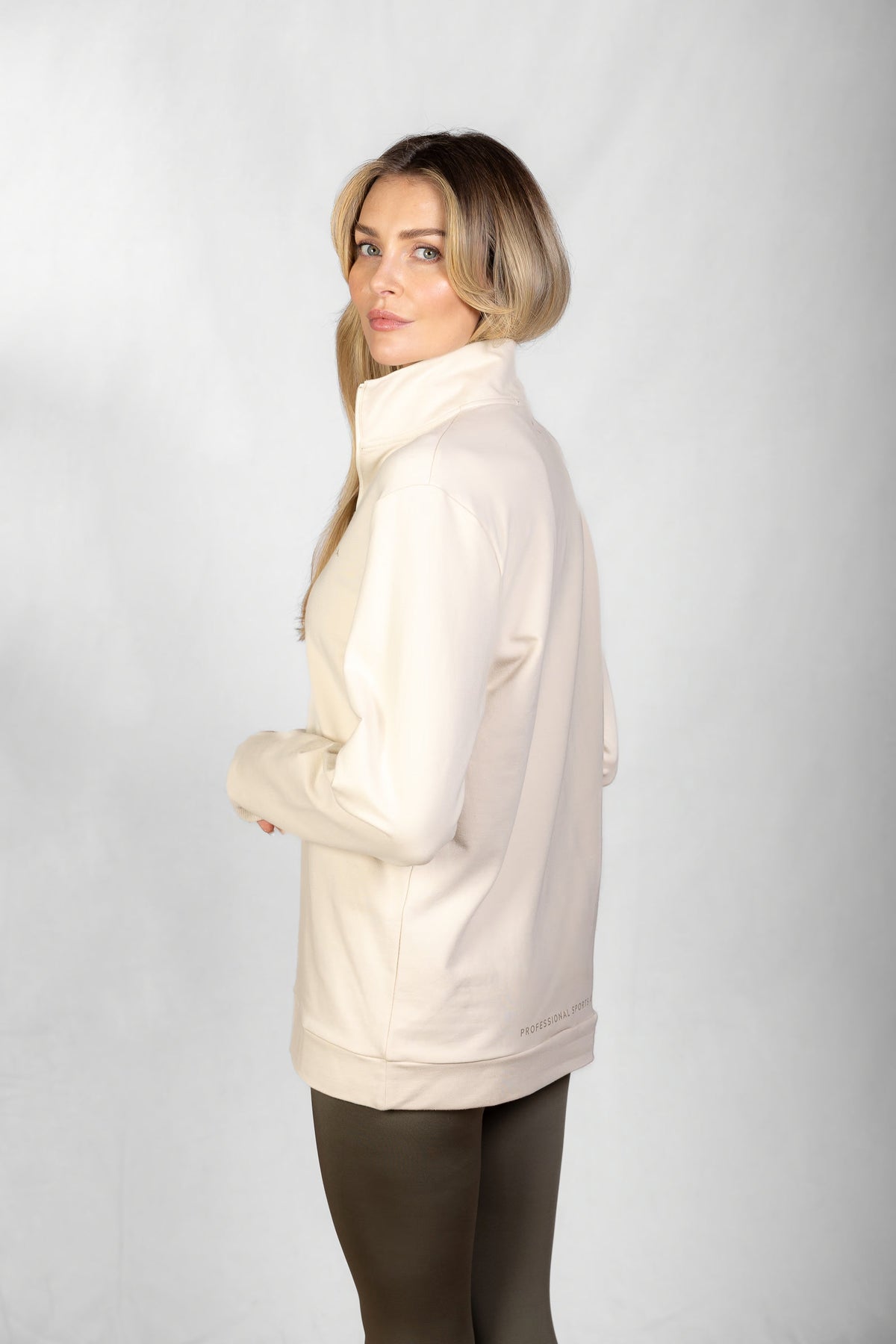Women's Aura 1/4 Zip Sweatshirt