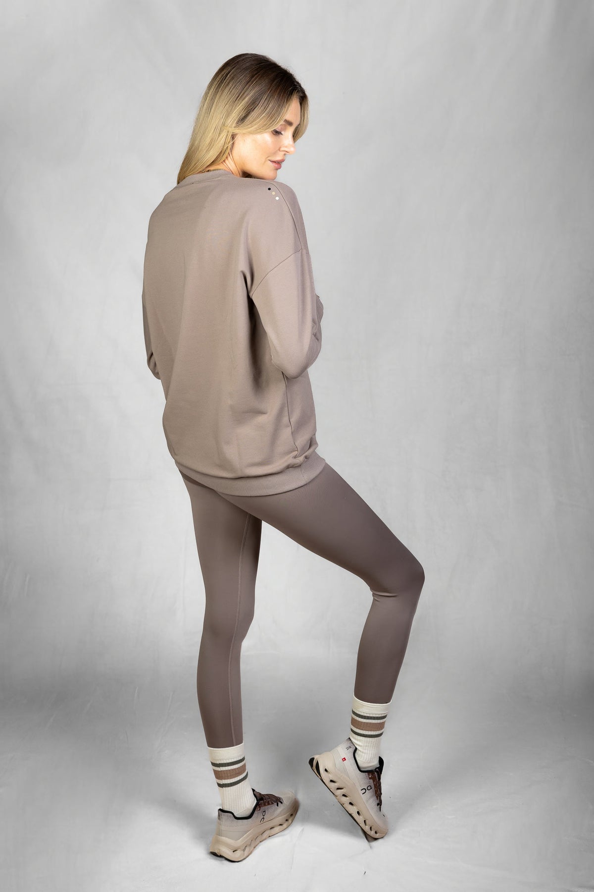 Women's Aura Drop Sweatshirt